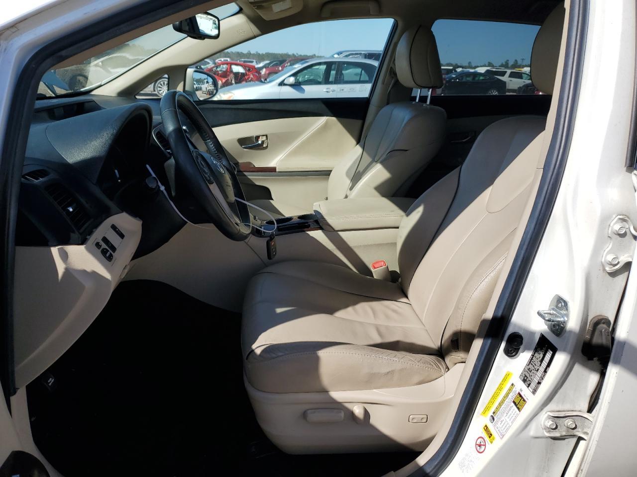 2013 TOYOTA VENZA LE - Фото 7