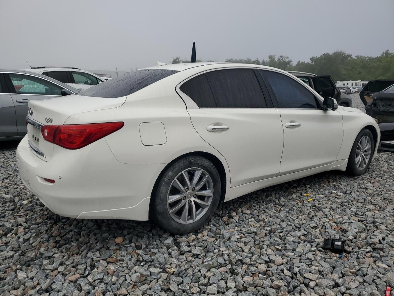 2015 INFINITI Q50 BASE - Image 3