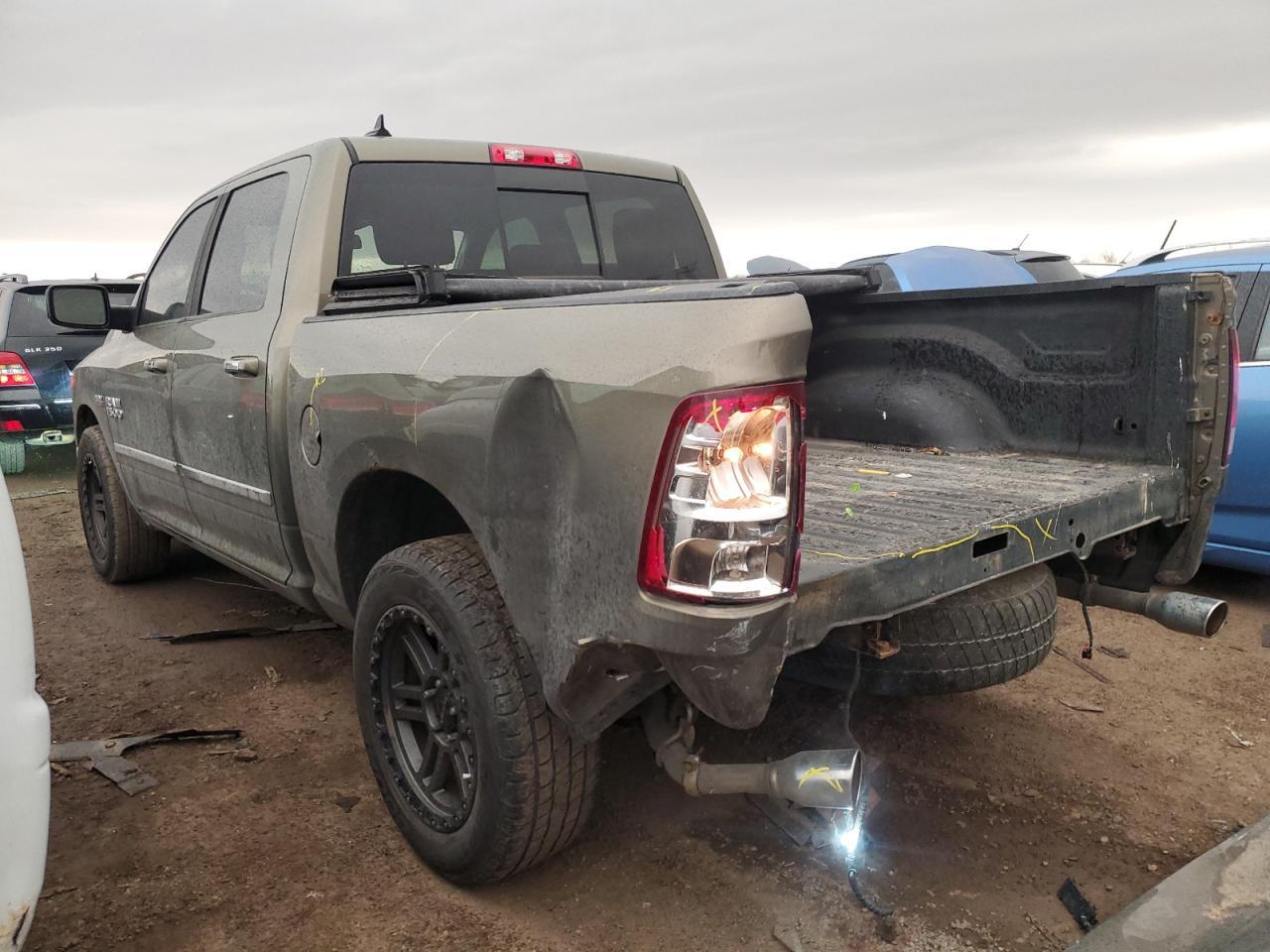 2014 RAM 1500 SLT - Фото 2