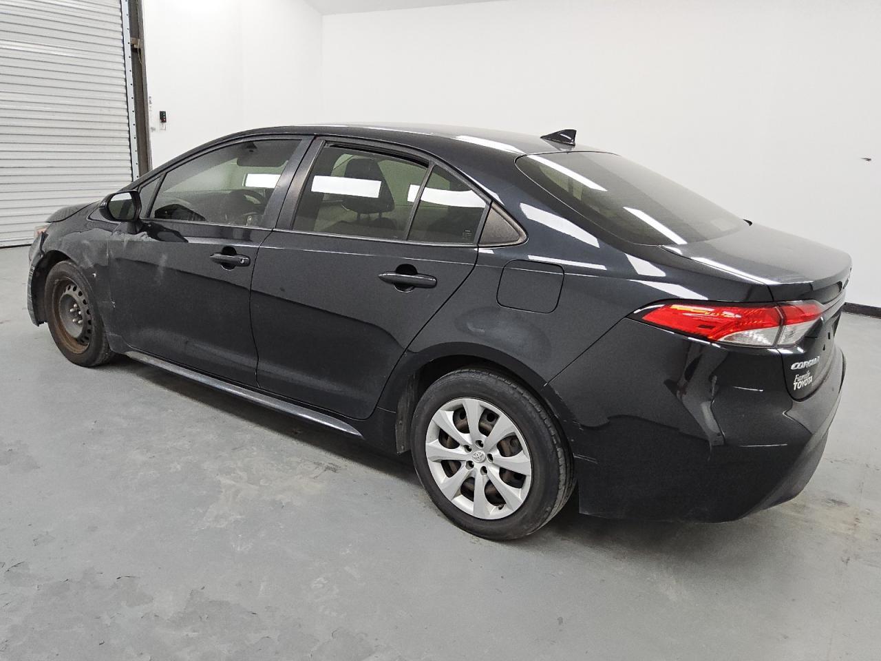 2021 TOYOTA COROLLA LE - Image 2