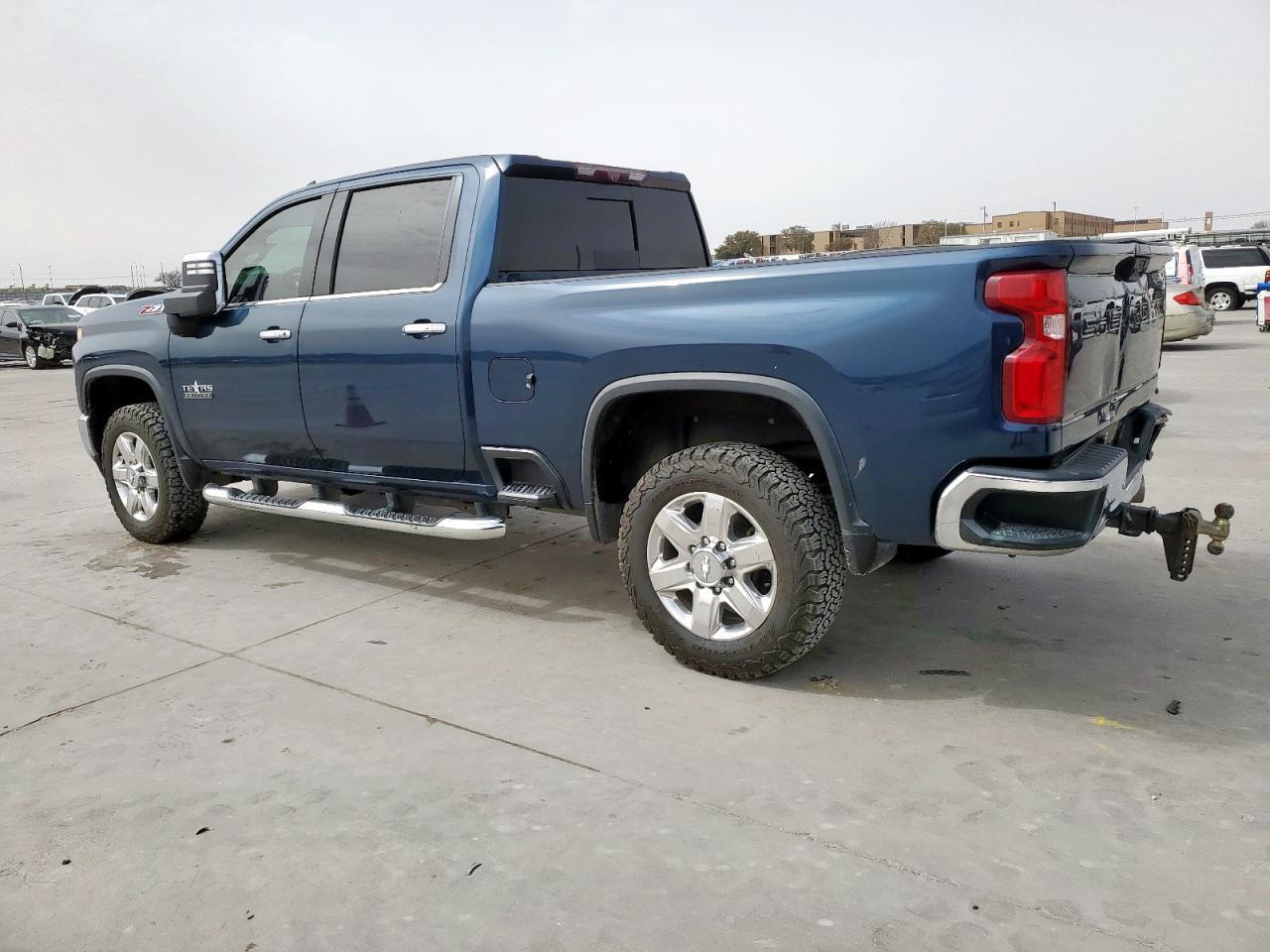2020 CHEVROLET SILVERADO - Image 2