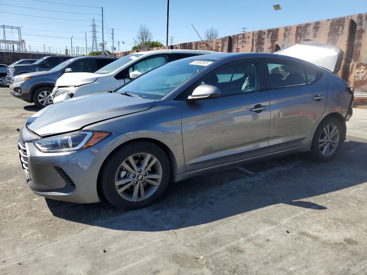 2018 HYUNDAI ELANTRA SE