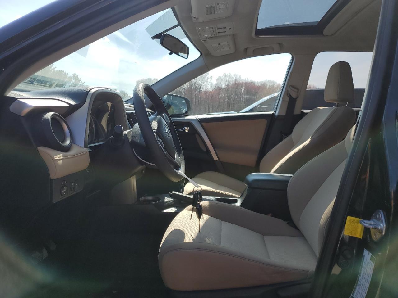 2015 TOYOTA RAV4 XLE - Image 7