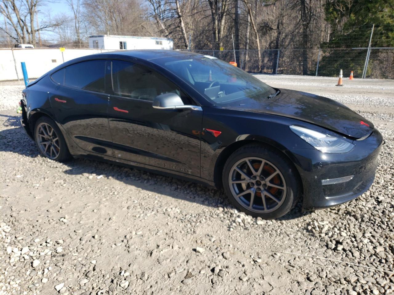 2019 TESLA MODEL 3 - Image 4