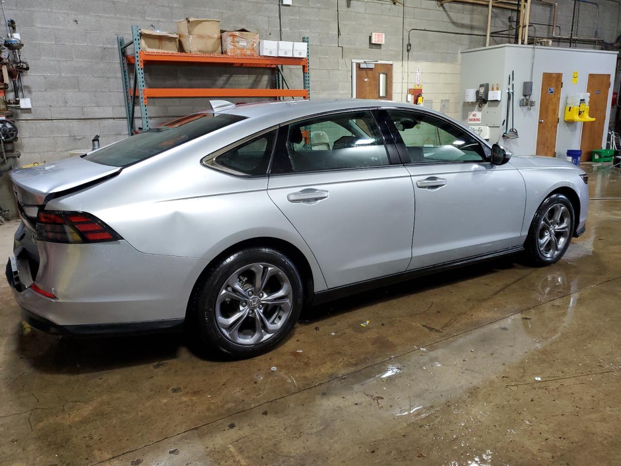 2024 HONDA ACCORD EX - Image 3