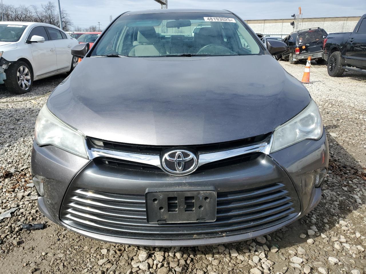 2015 TOYOTA CAMRY LE - Фото 5