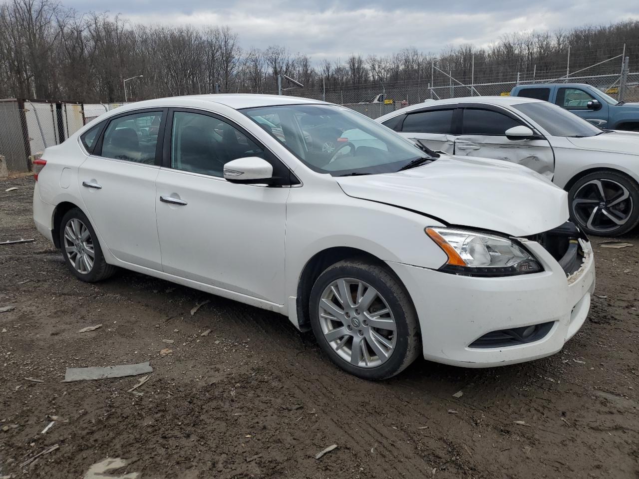 2013 NISSAN SENTRA S - Фото 4