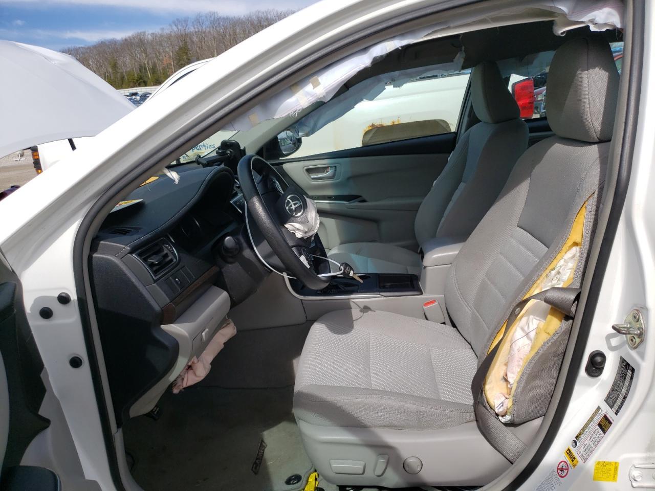 2017 TOYOTA CAMRY LE - Image 7