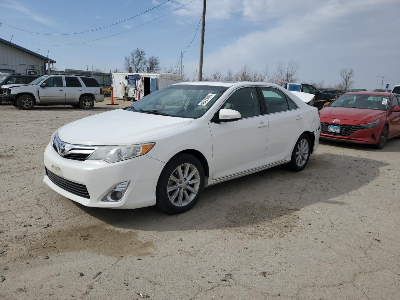 2013 TOYOTA CAMRY L