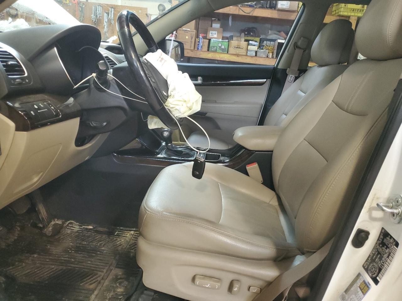 2015 KIA SORENTO EX - Image 7