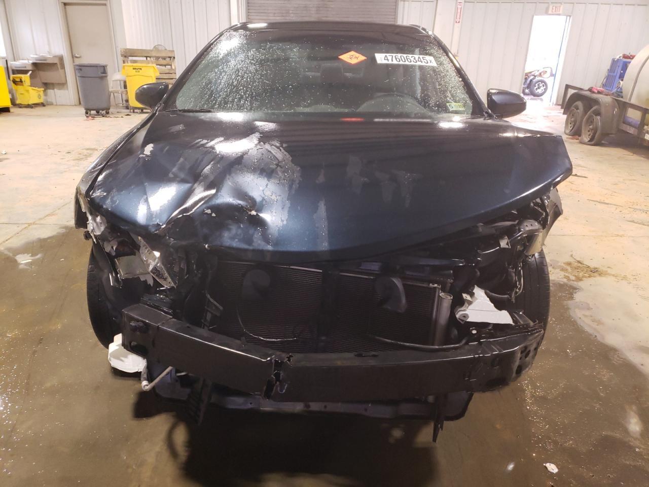 2014 TOYOTA CAMRY L - Image 5