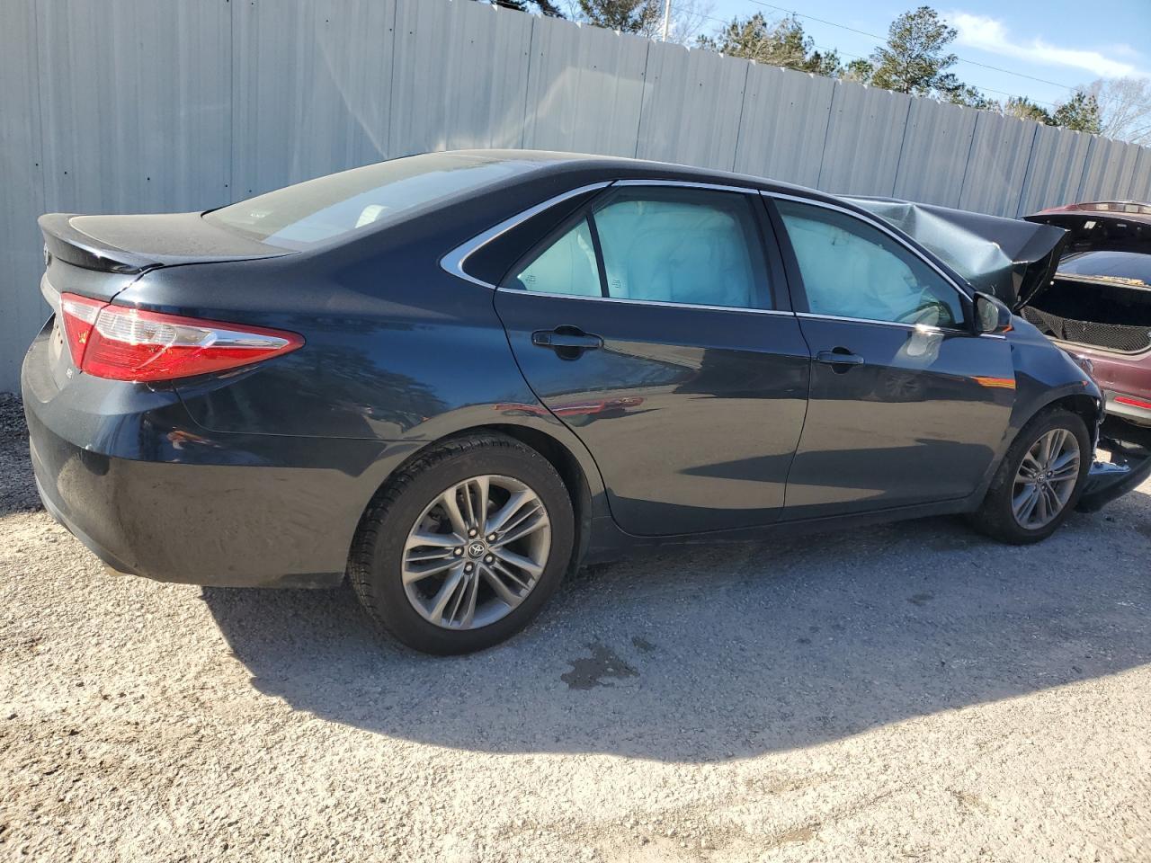 2017 TOYOTA CAMRY LE - Image 3