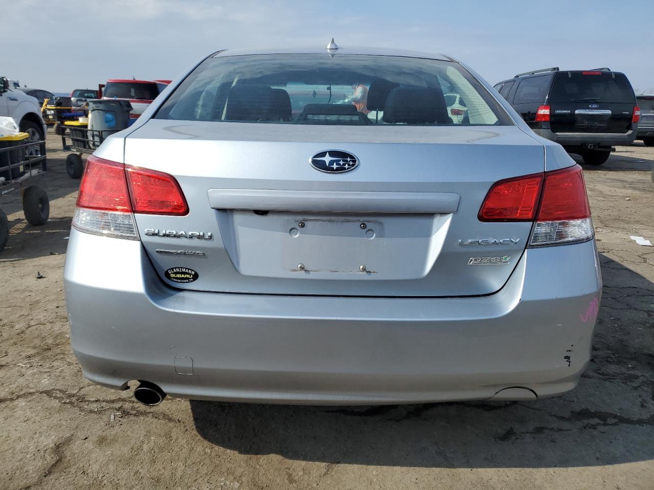 2014 SUBARU LEGACY 2.5 - Image 6