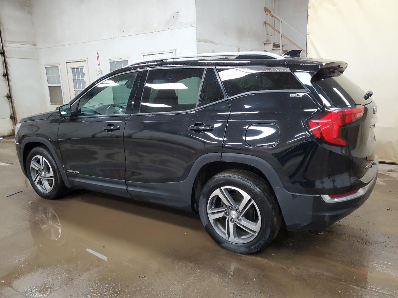 2018 GMC TERRAIN SL - Image 2
