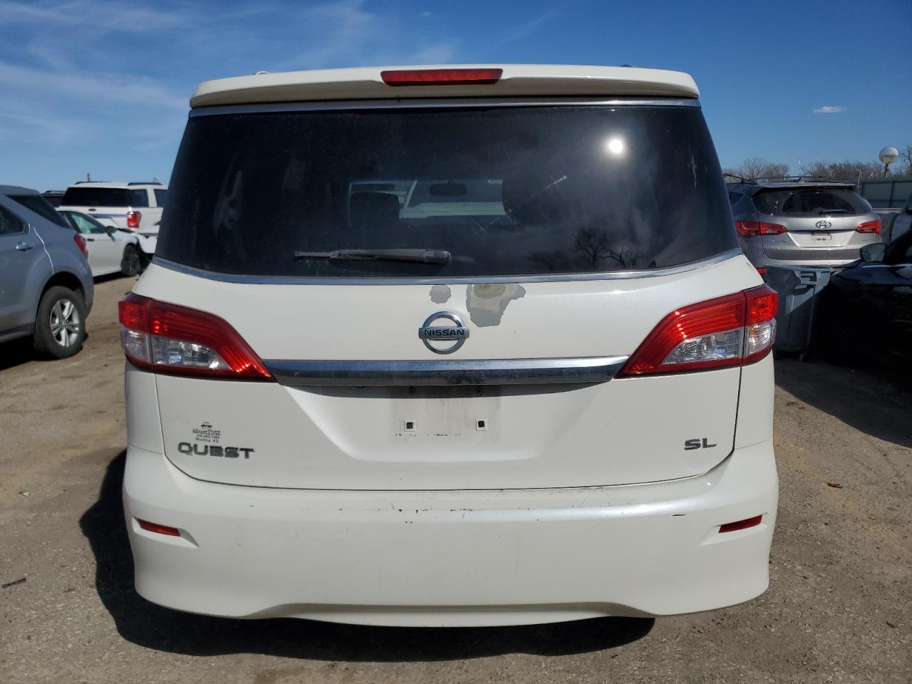 2011 NISSAN QUEST S - Фото 6