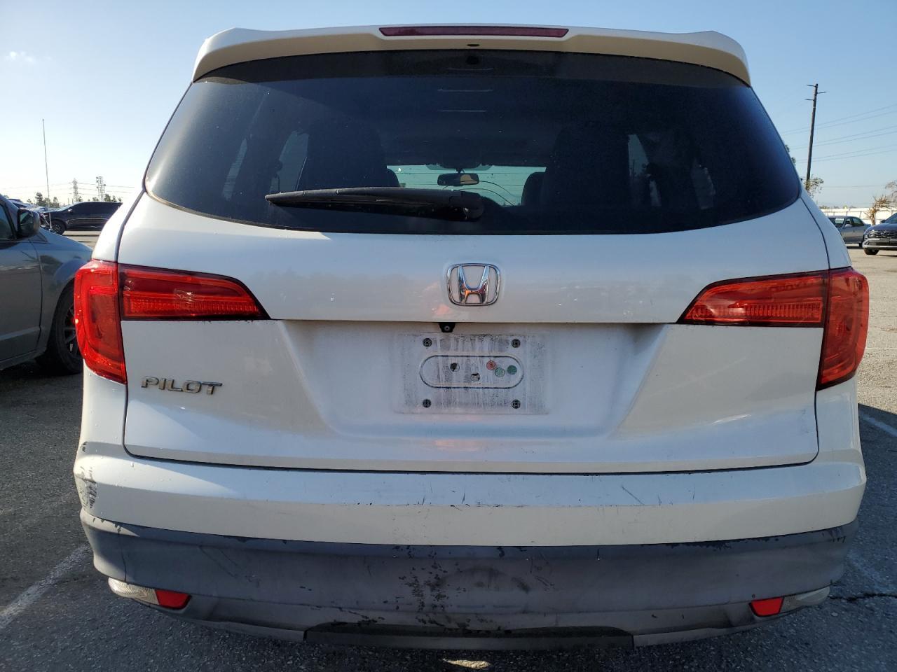 2016 HONDA PILOT EXL - Image 6