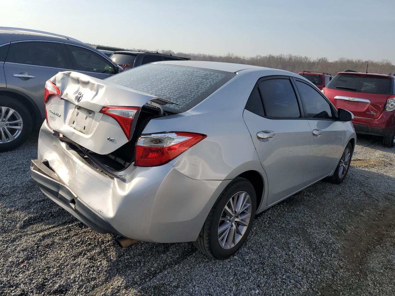 2015 TOYOTA COROLLA L - Фото 3