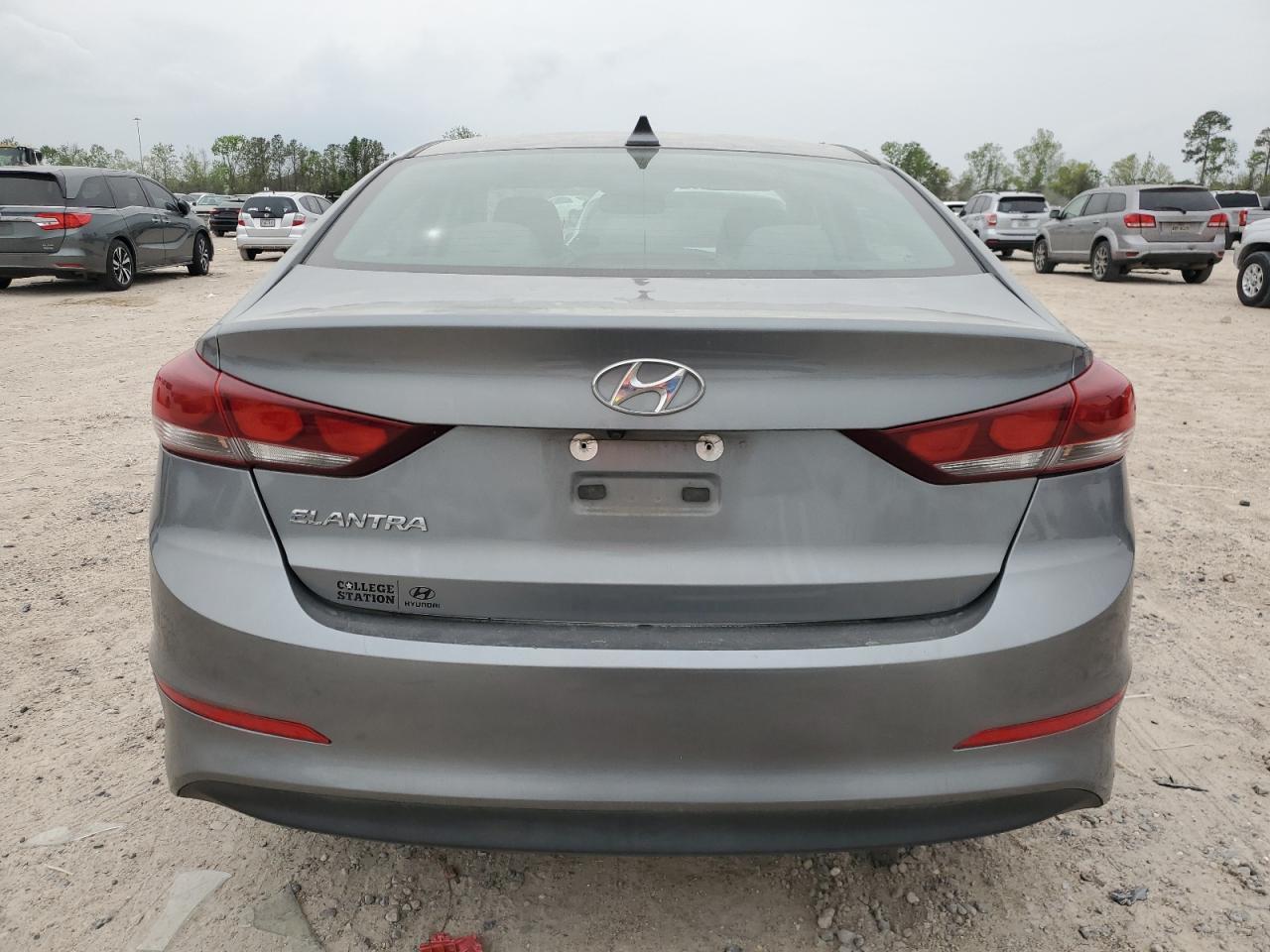 2018 HYUNDAI ELANTRA SE - Фото 6