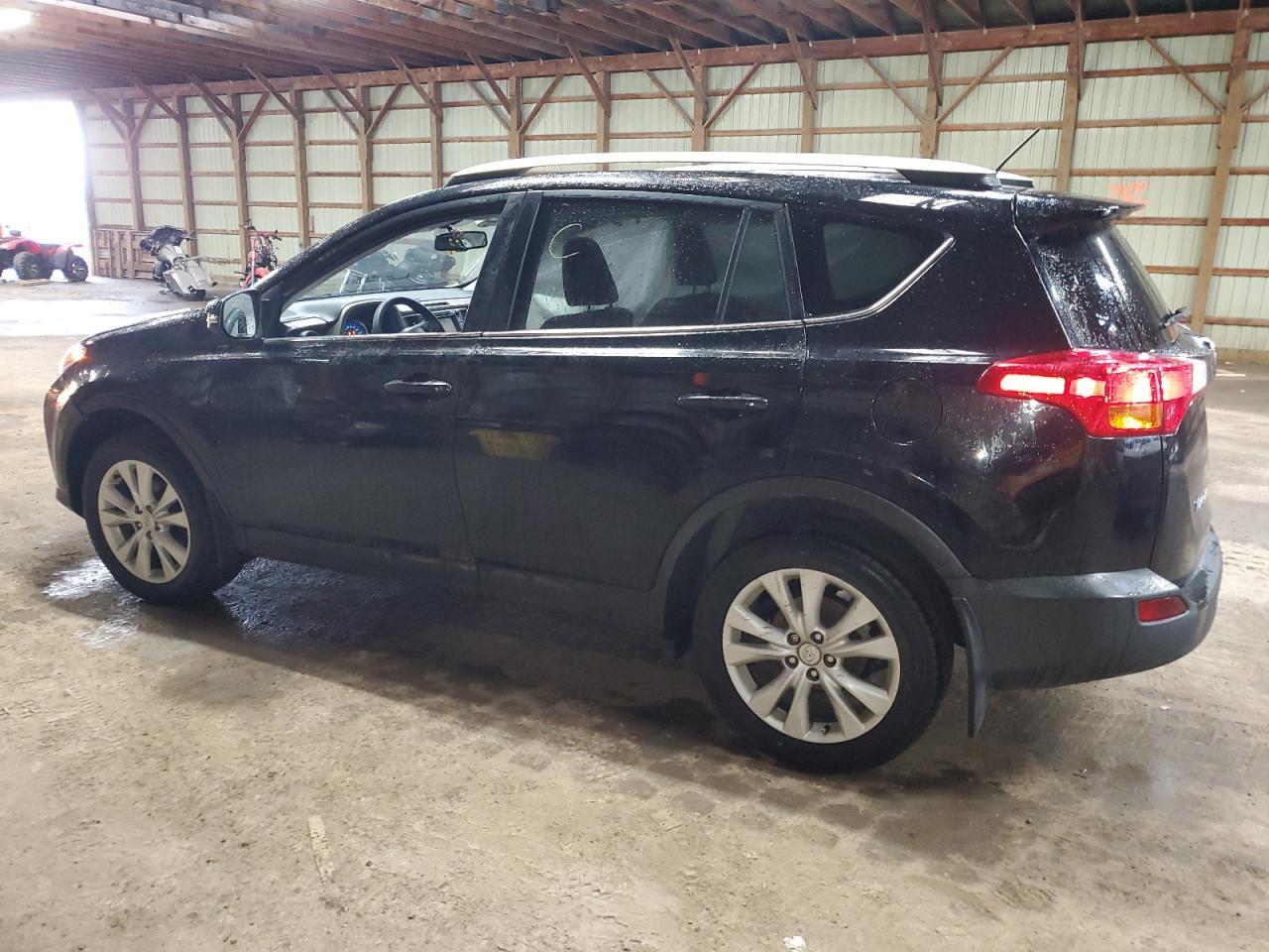 2015 TOYOTA RAV4 LIMIT - Image 2