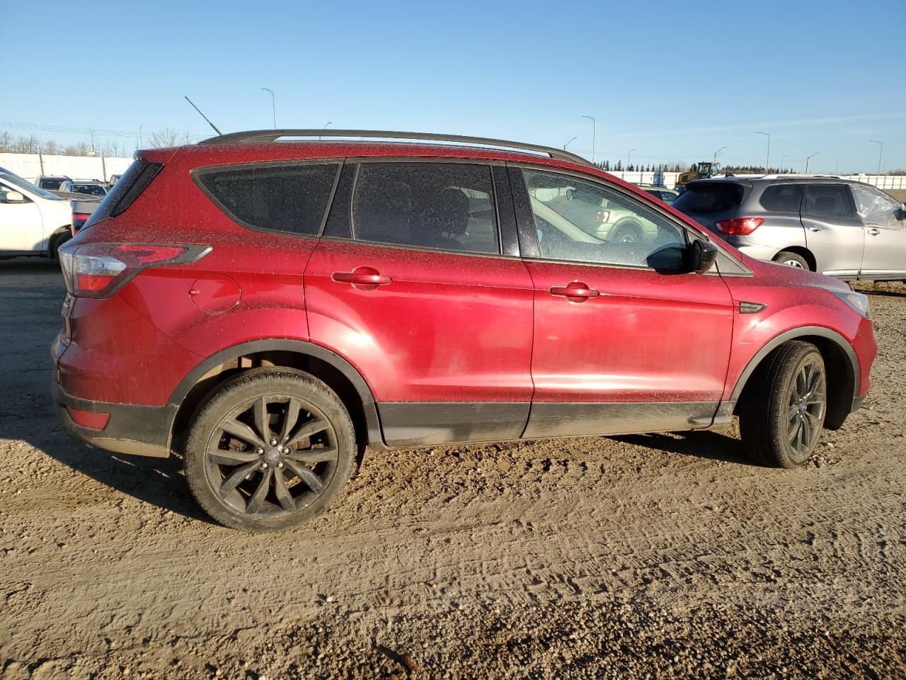 2017 FORD ESCAPE SE - Image 3