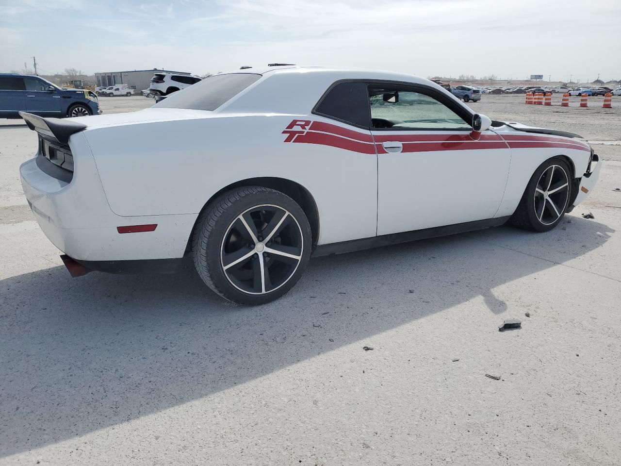 2013 DODGE CHALLENGER - Image 3