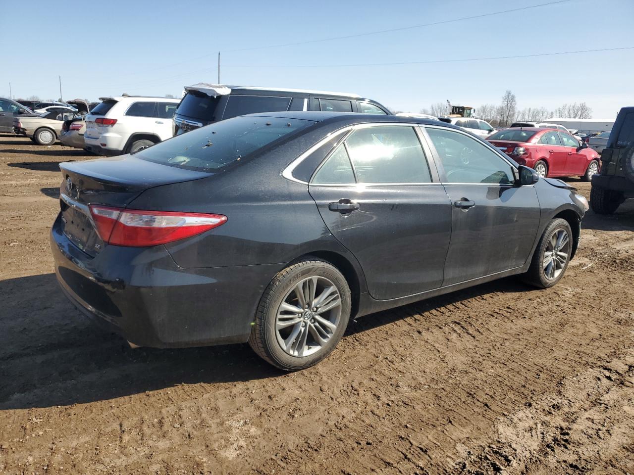 2017 TOYOTA CAMRY LE - Фото 3
