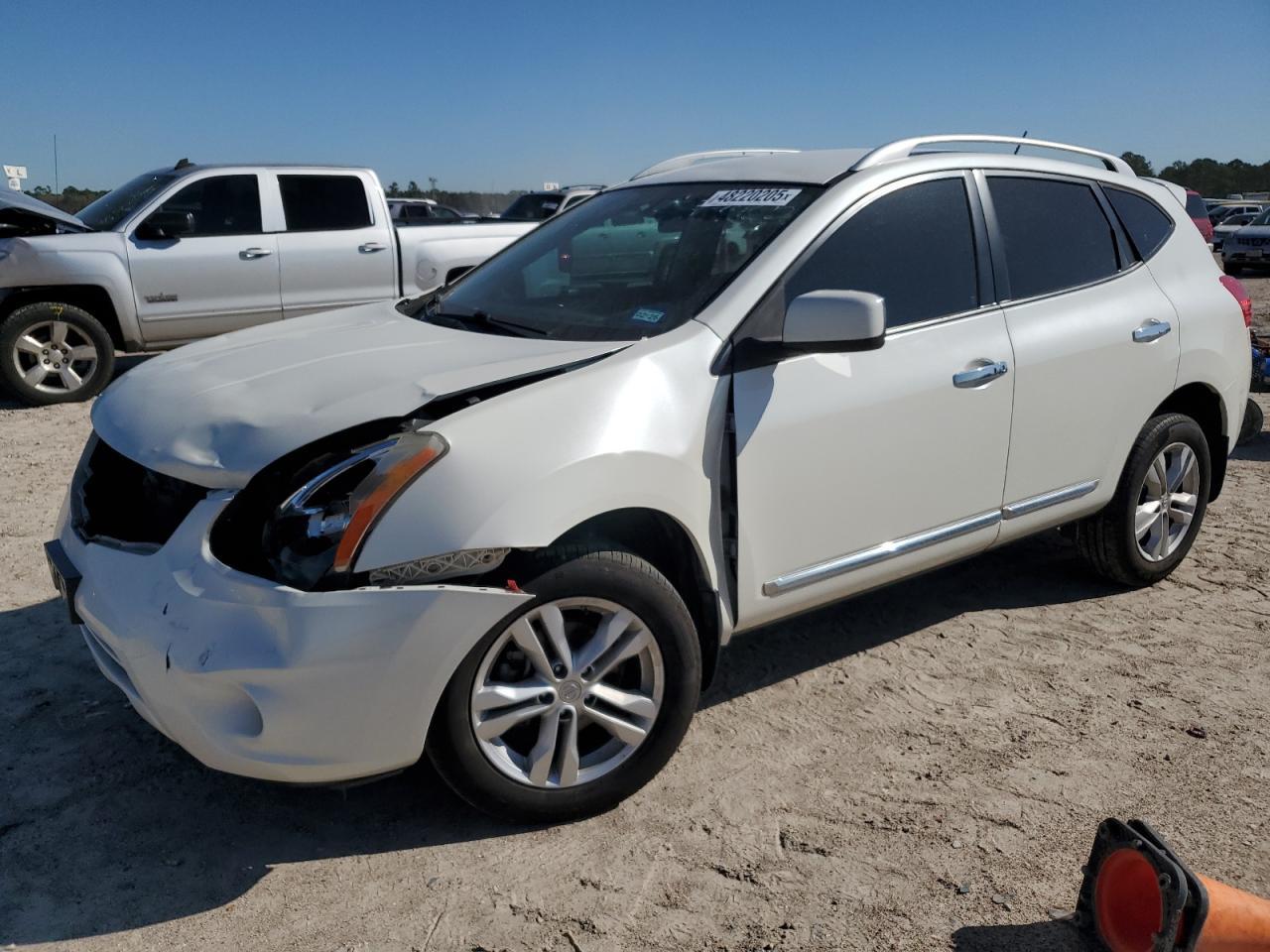 2013 NISSAN ROGUE S