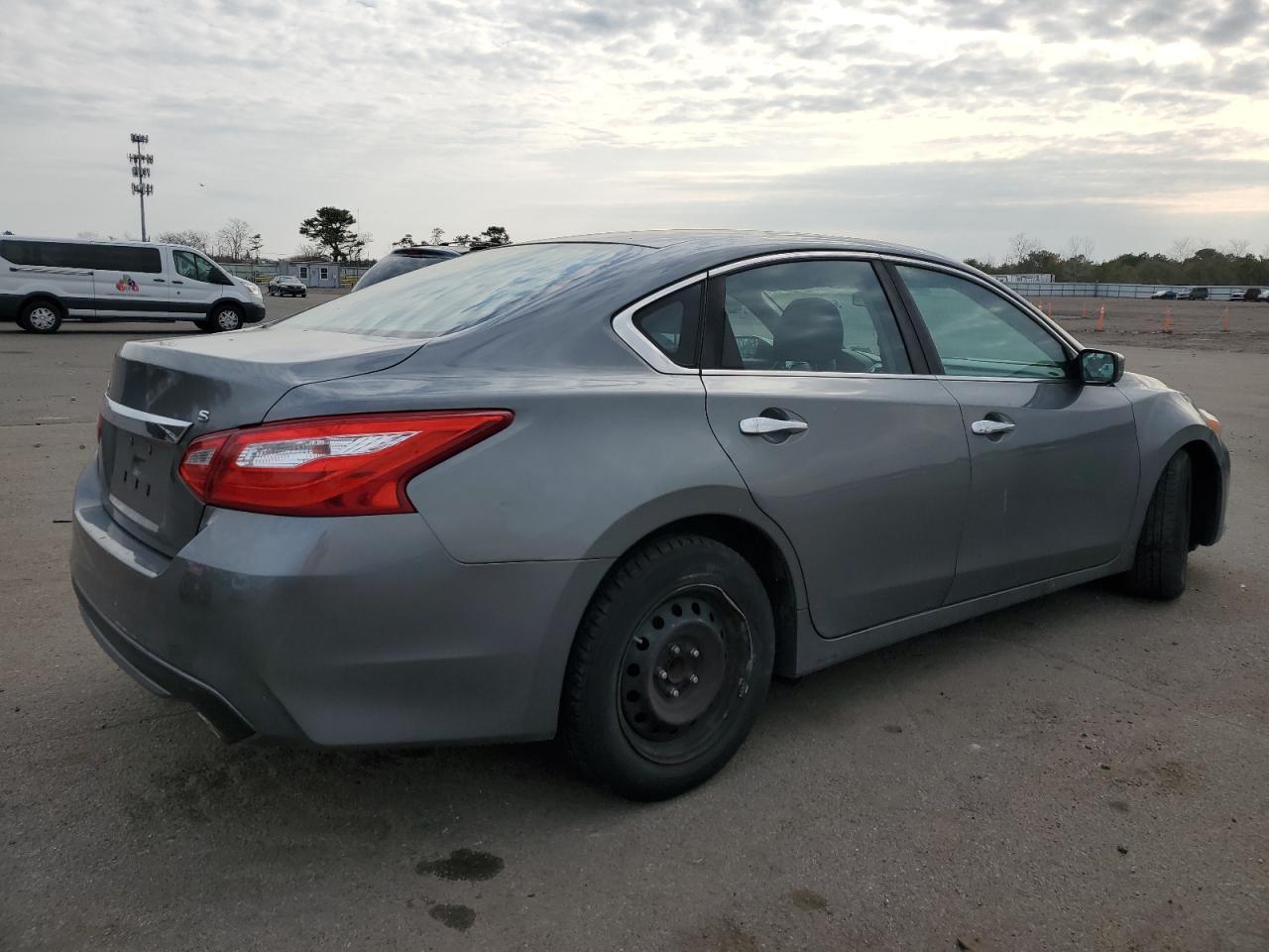 2017 NISSAN ALTIMA 2.5 - Фото 3