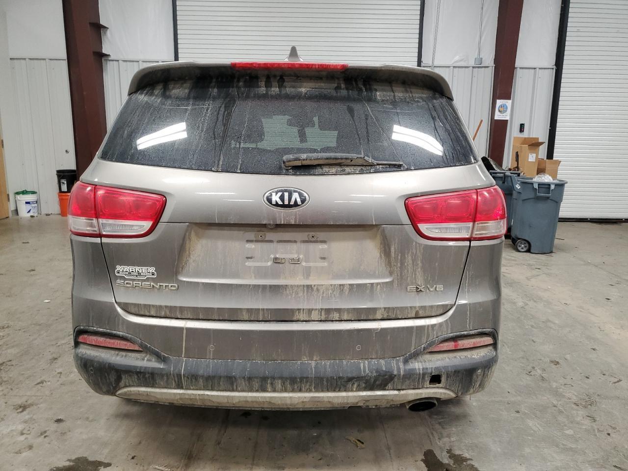 2016 KIA SORENTO EX - Image 6