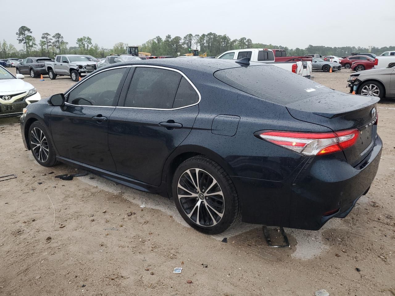 2019 TOYOTA CAMRY L - Image 2