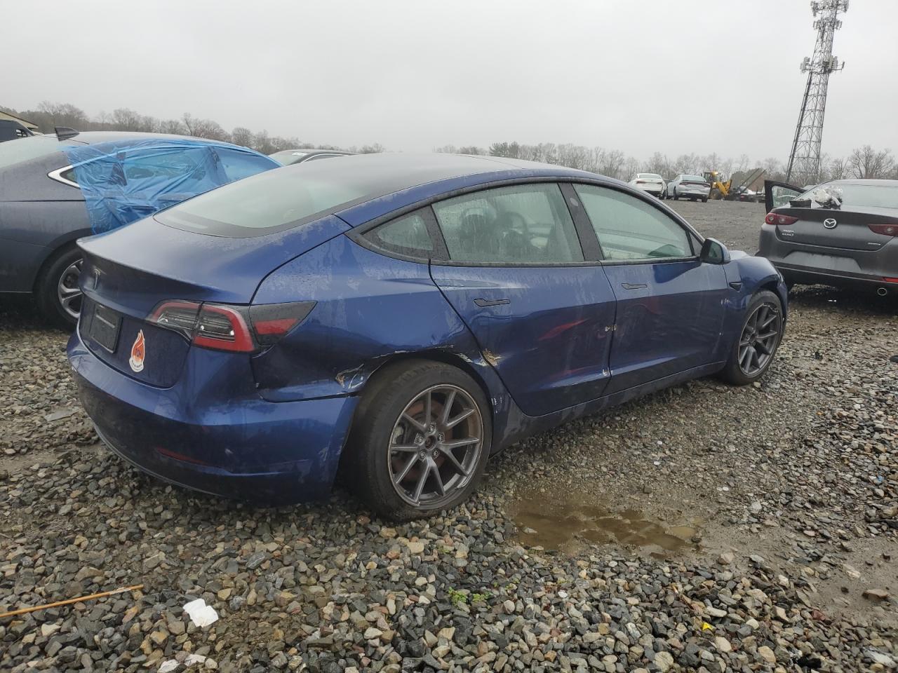 2023 TESLA MODEL 3 - Image 3