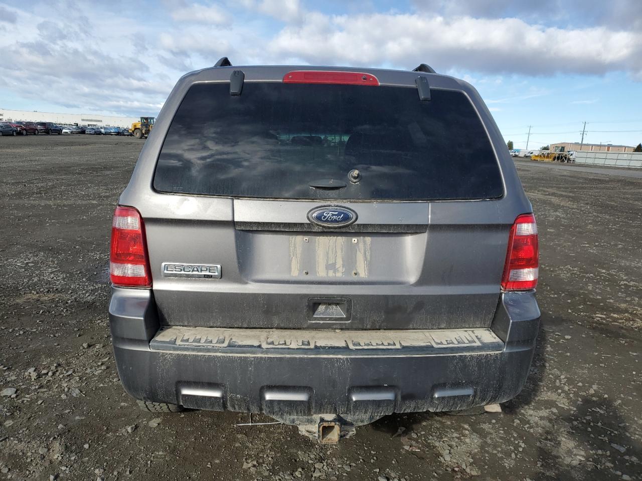 2012 FORD ESCAPE XLT - Image 6
