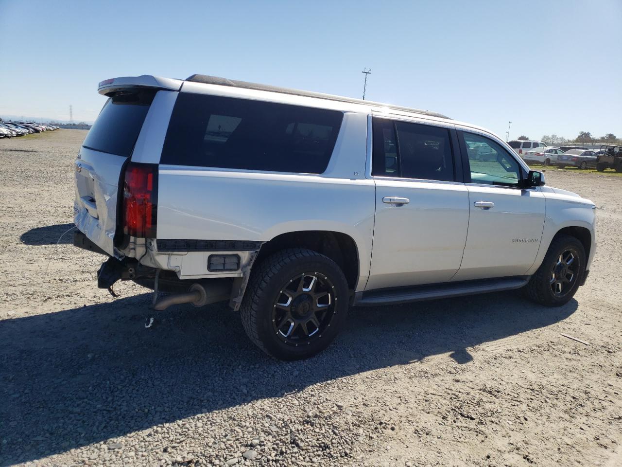 2016 CHEVROLET SUBURBAN K - Фото 3