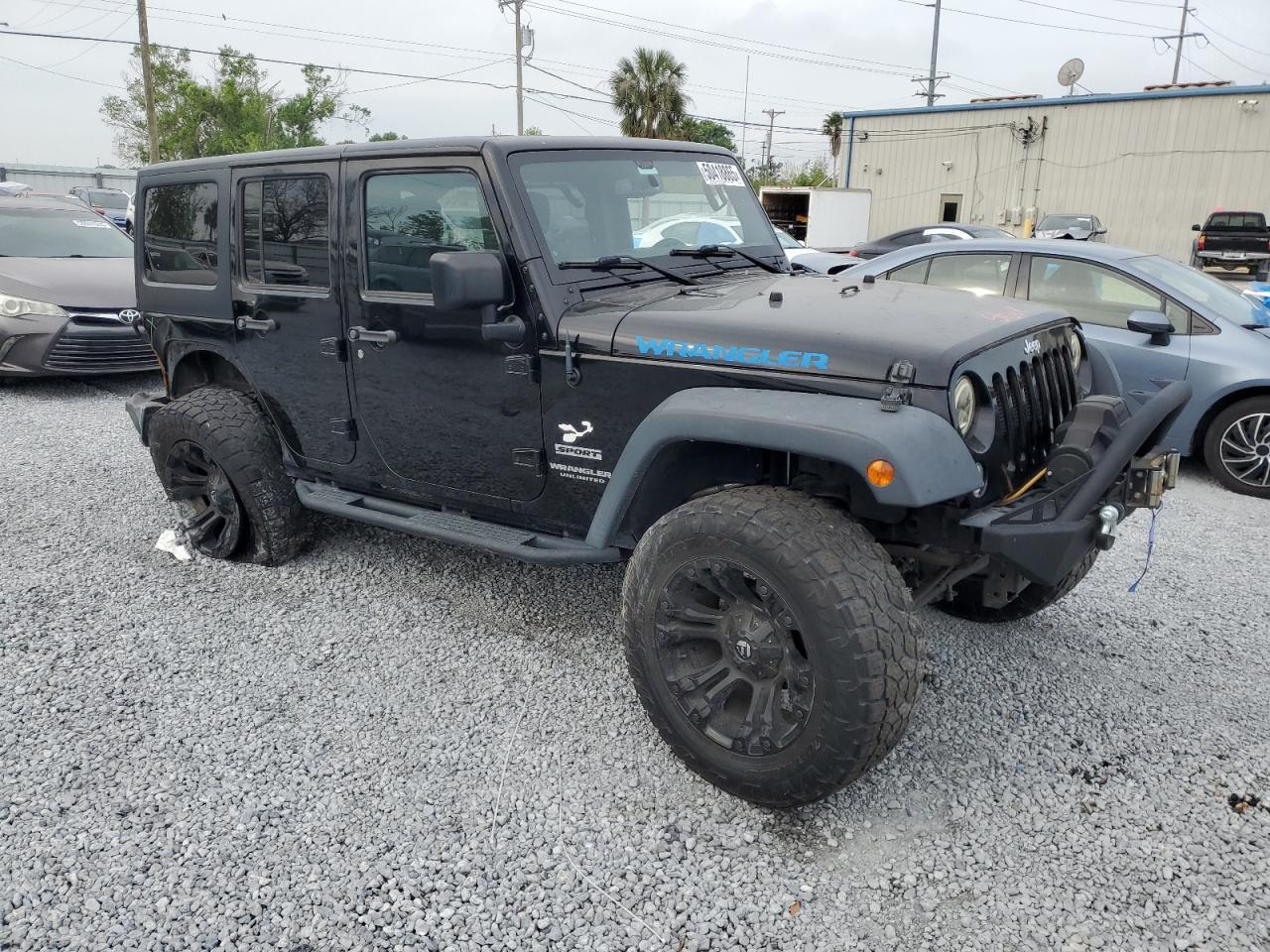 2017 JEEP WRANGLER U - Фото 4