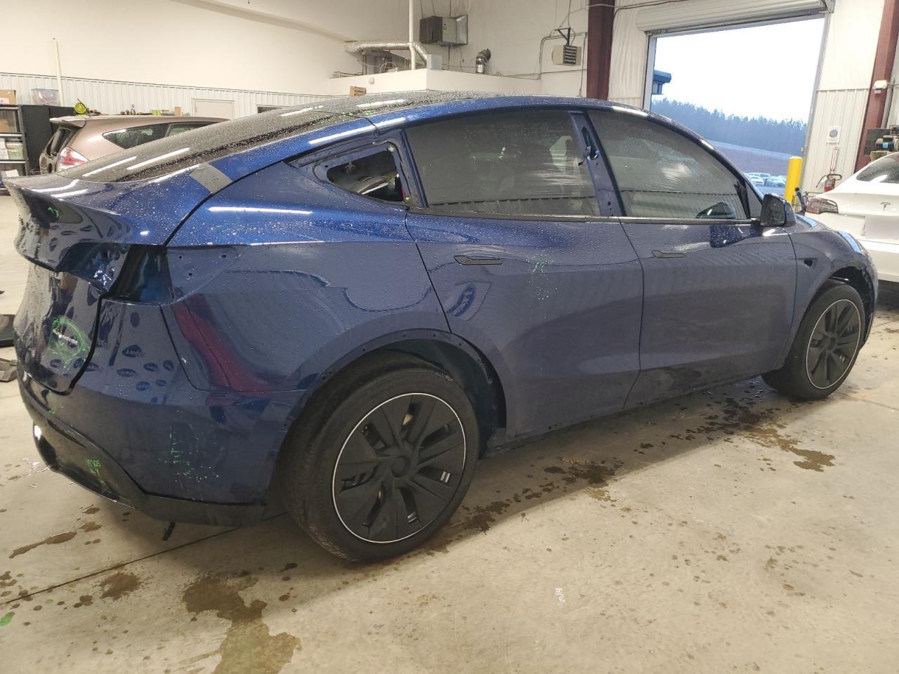 2023 TESLA MODEL Y - Image 3