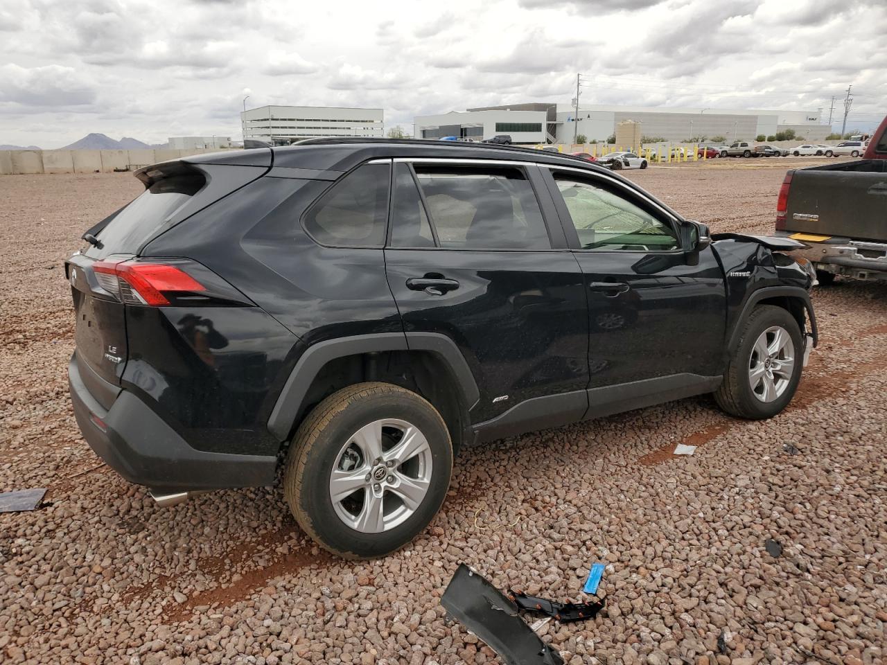 2021 TOYOTA RAV4 LE - Image 3