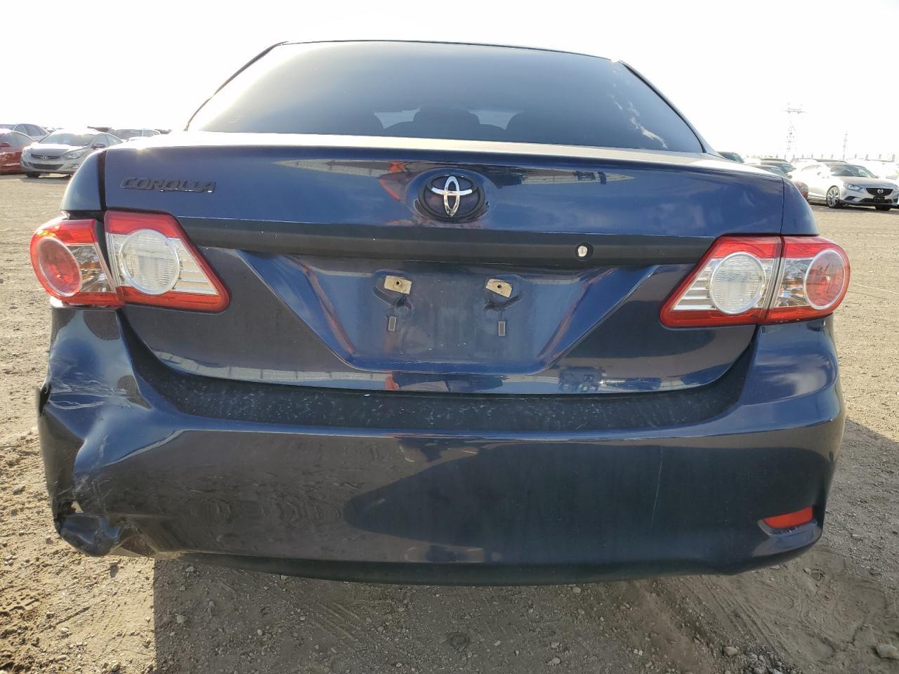 2013 TOYOTA COROLLA BA - Фото 6