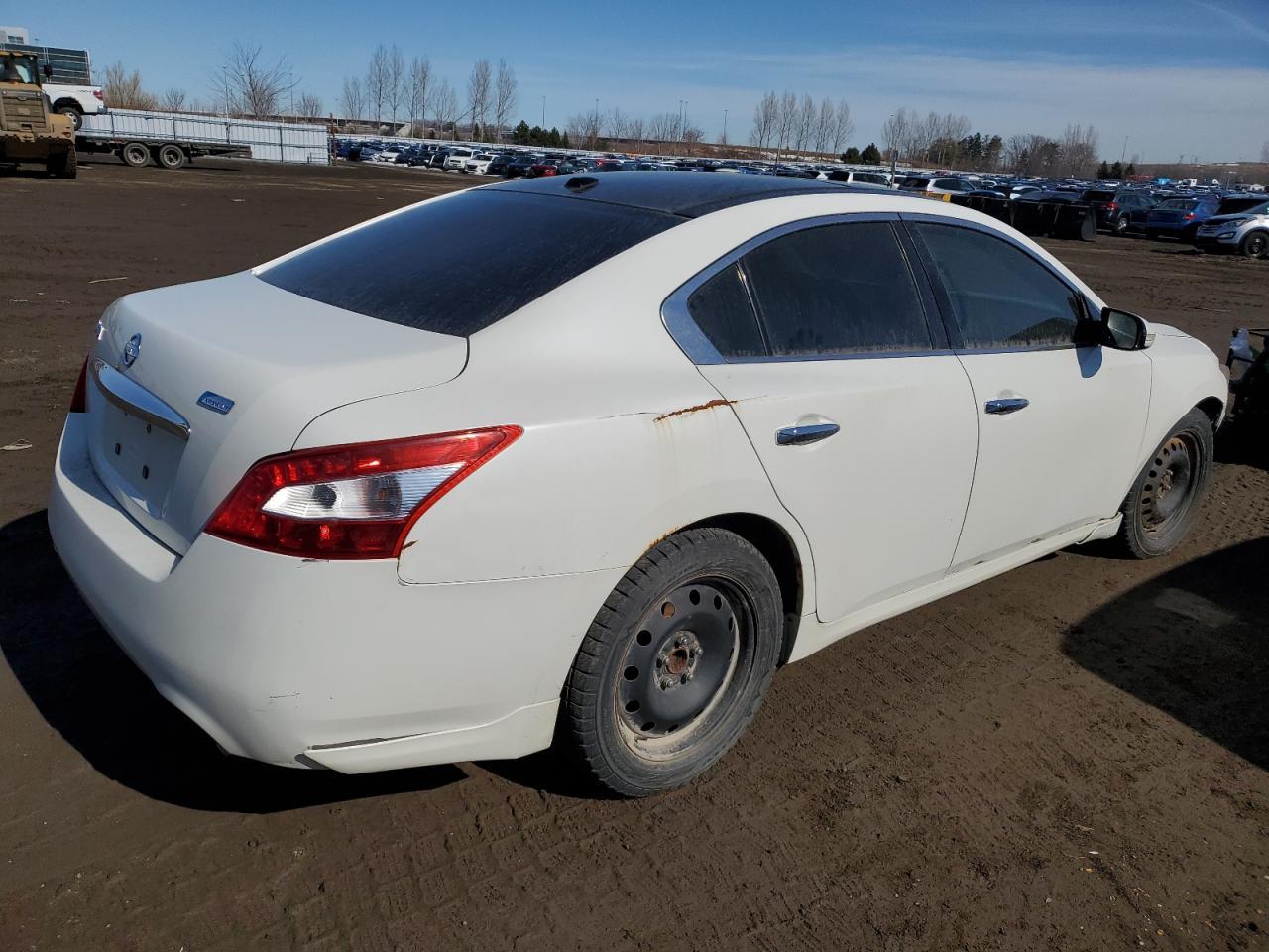 2011 NISSAN MAXIMA S - Image 3