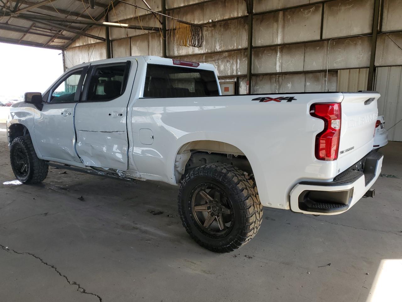 2020 CHEVROLET SILVERADO - Image 2
