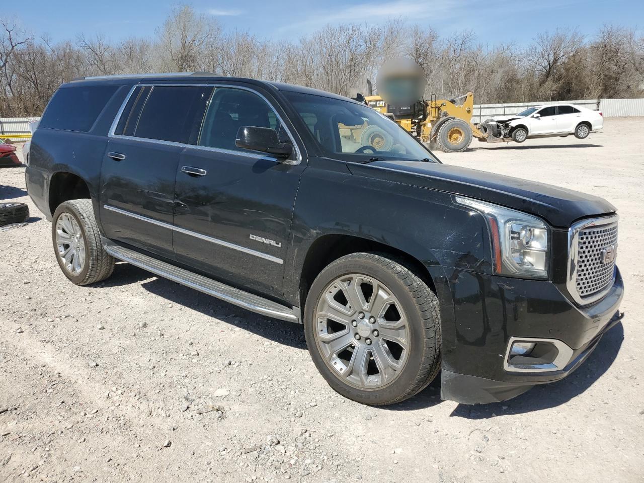 2016 GMC YUKON XL D - Фото 4