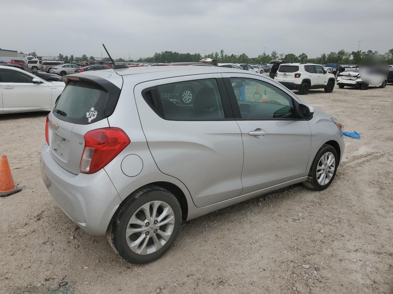 2019 CHEVROLET SPARK 1LT - Фото 3