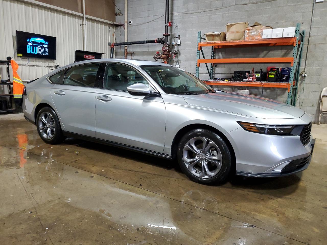 2024 HONDA ACCORD EX - Image 4