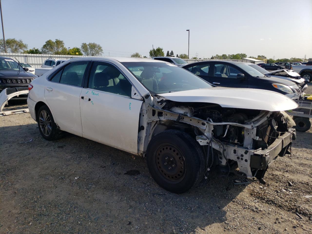 2016 TOYOTA CAMRY LE - Image 4