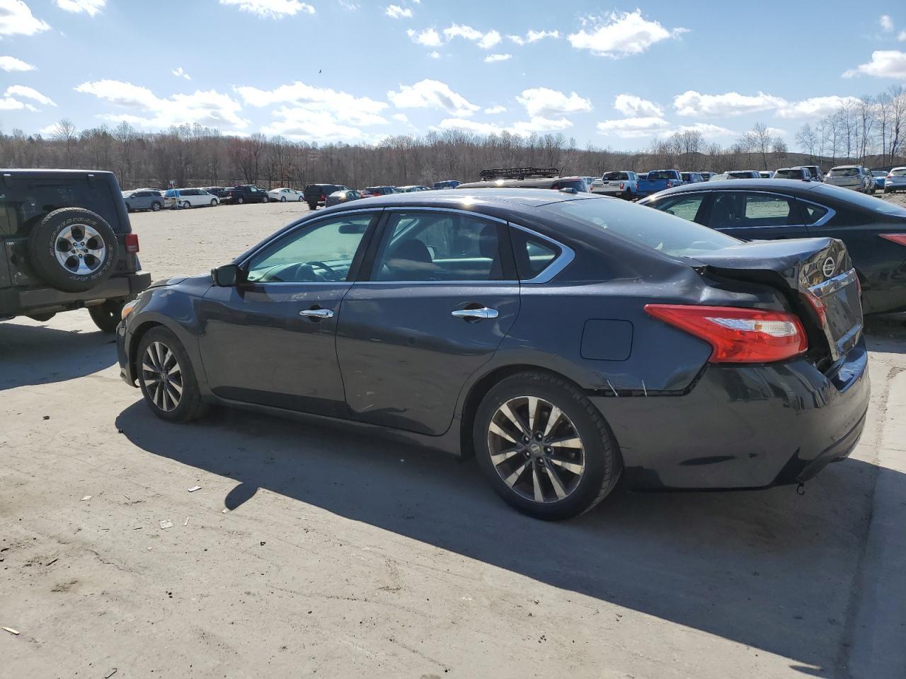 2017 NISSAN ALTIMA 2.5 - Фото 2