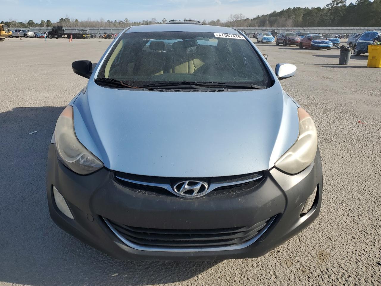 2013 HYUNDAI ELANTRA GL - Фото 5