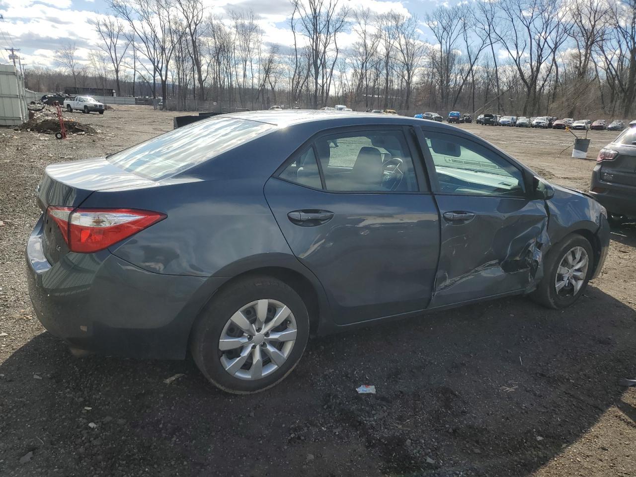 2014 TOYOTA COROLLA L - Фото 3