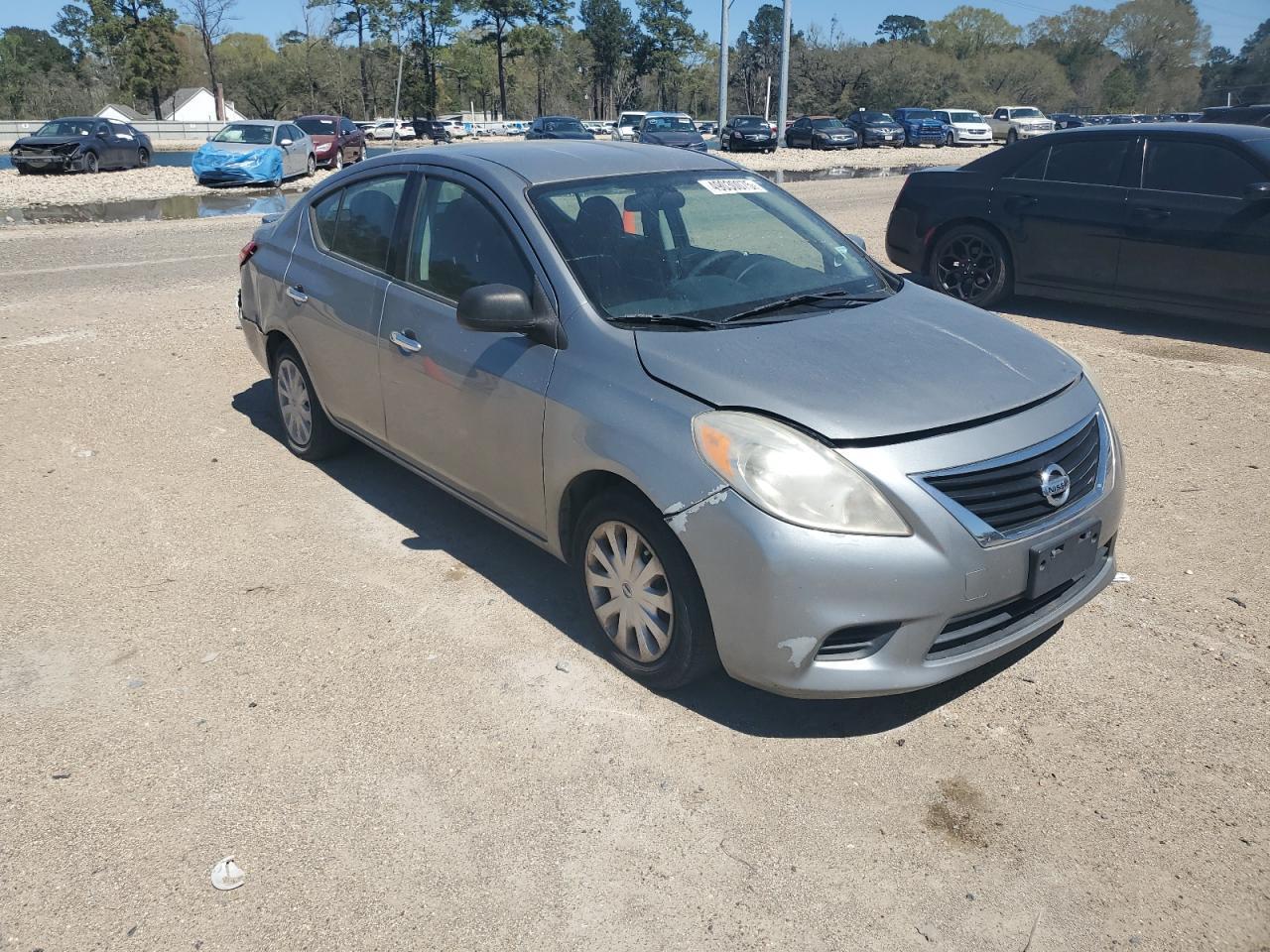 2014 NISSAN VERSA S - Фото 4