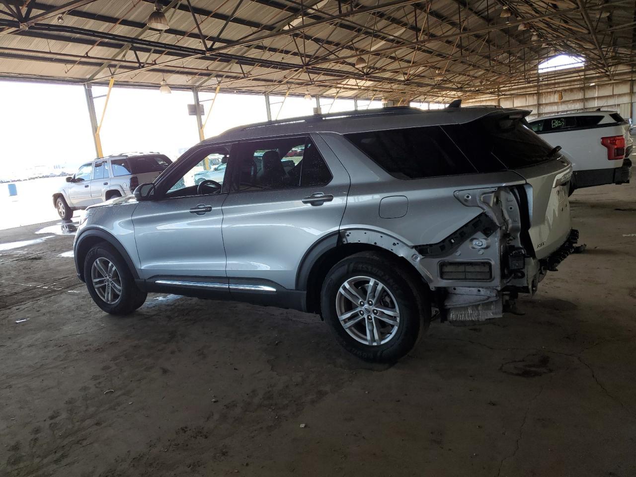 2023 FORD EXPLORER X - Фото 2