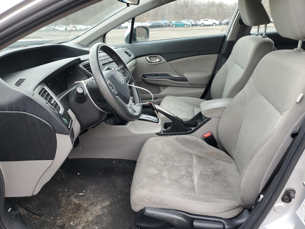 2015 HONDA CIVIC LX - Фото 7