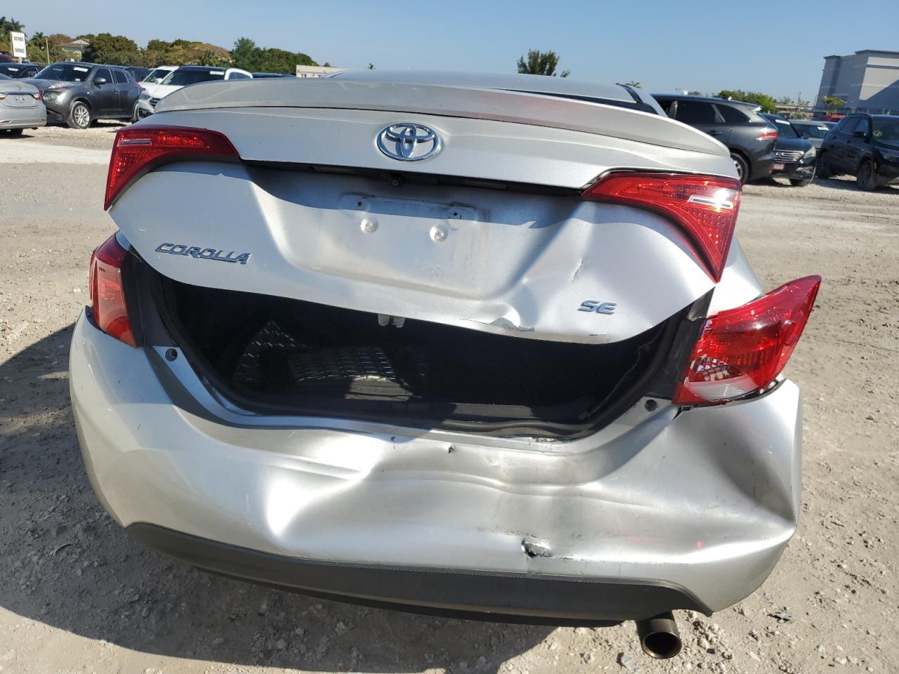 2018 TOYOTA COROLLA L - Фото 6